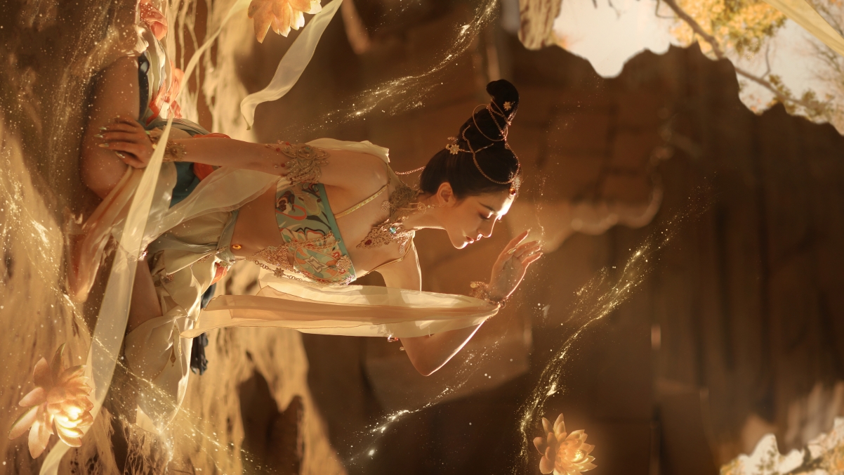 鸿音 敦煌 舞蹈 沙子 阳光 水花 莲花4k美女壁纸3840x2160 鸿音 敦煌 舞蹈 沙子 阳光 水花 莲花4k美女壁纸